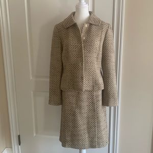 Ann Taylor LOFT tweed  jacket and matching skirt coordinated set